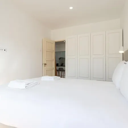 Flh Downtown Flat With Balcony * Lizbona